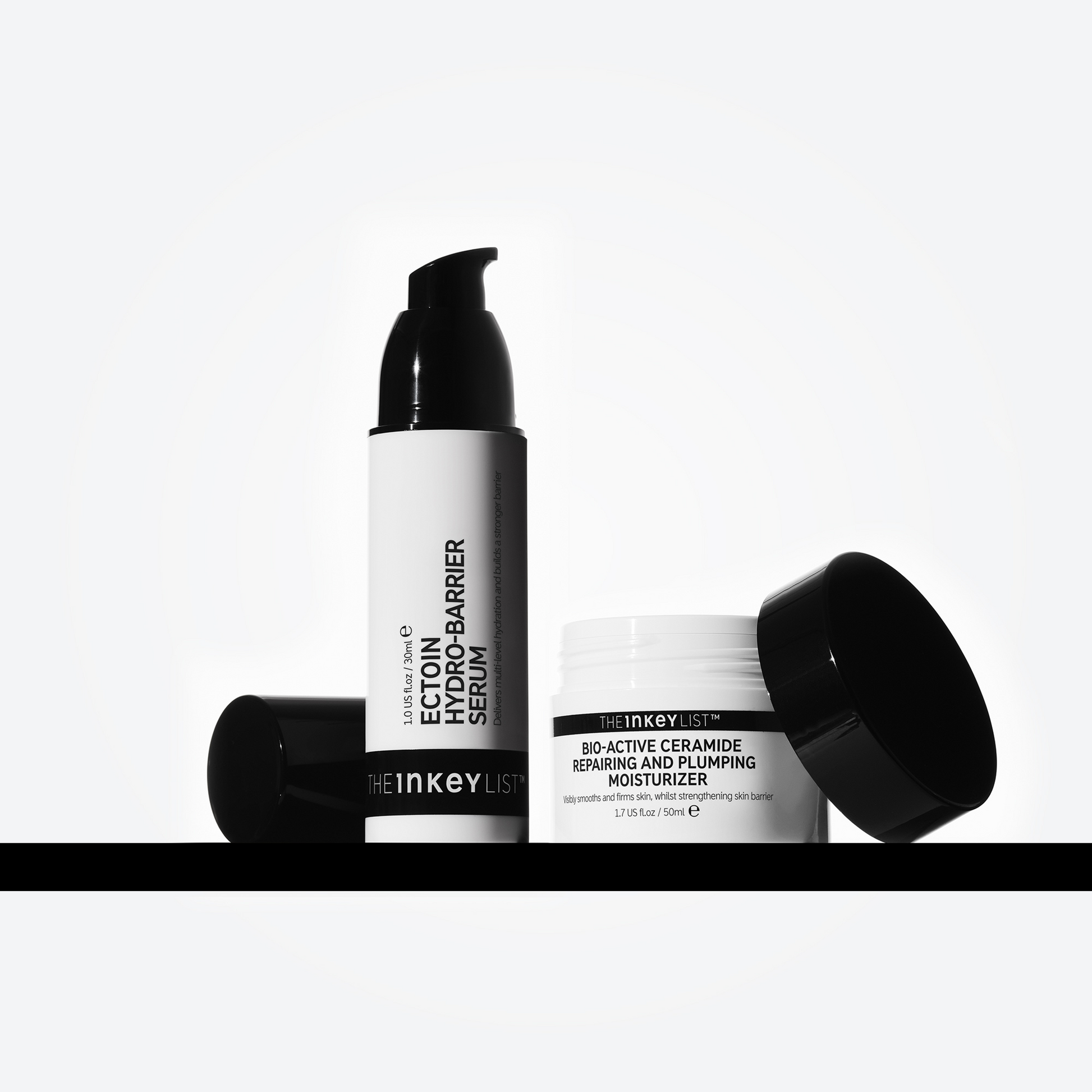 skin-barrier-repair-duo-o2 Hero_38716fb6-2743-4acf-8b39-ee63aaf60dd7.png