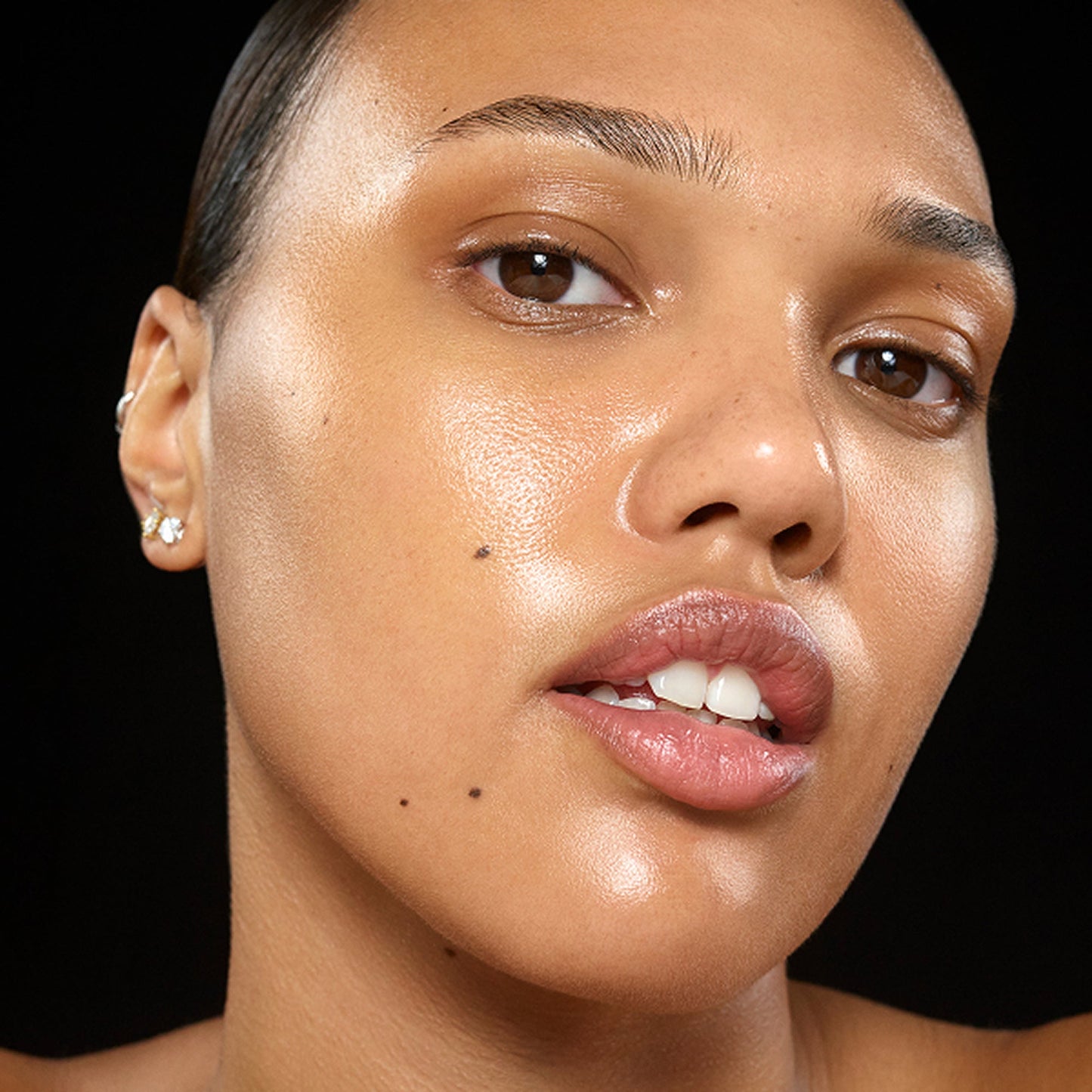 the-bestselling-intro-to-great-skin-i4 InsiderKit_UK_Model2_2000x2000_d49c66d7-afe9-44f8-93cf-038360f6f620.jpg